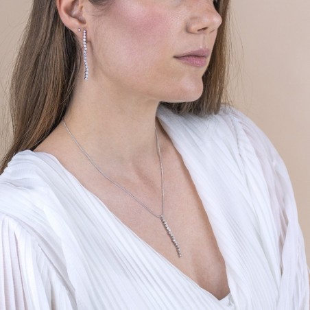 Silver necklace with cubic zirconium